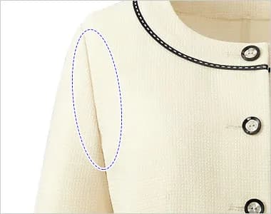 脇下にはデオドラントテープ